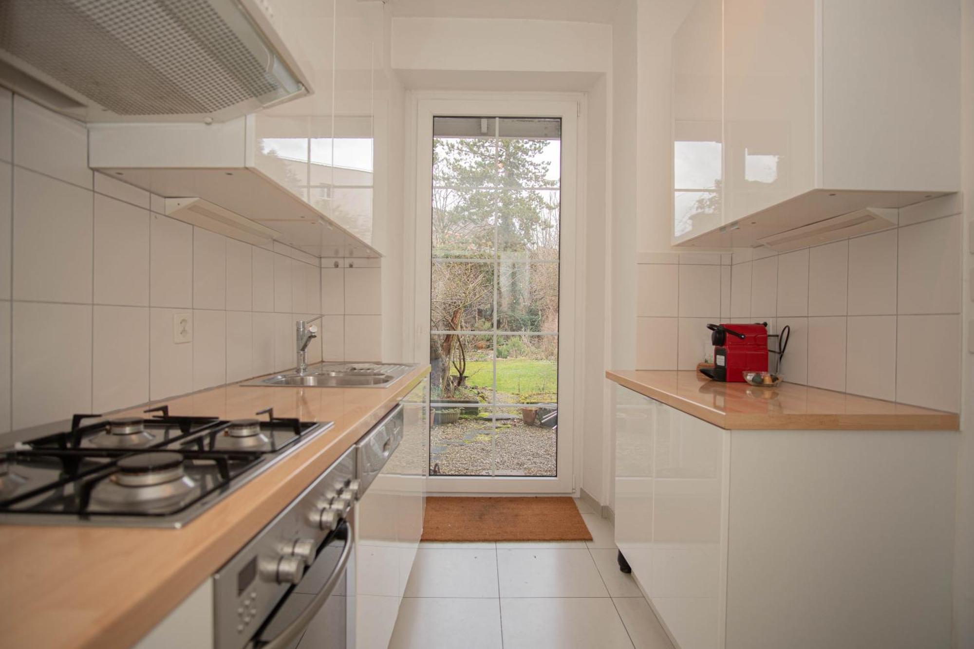 Two Floor With Garden & Baselcard Appartement *